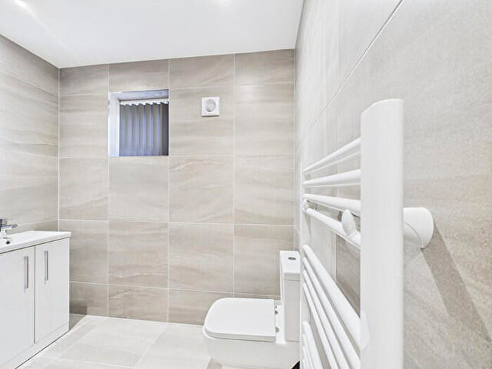 2 Bedroom Apartment To Rent In , Hull, HU5