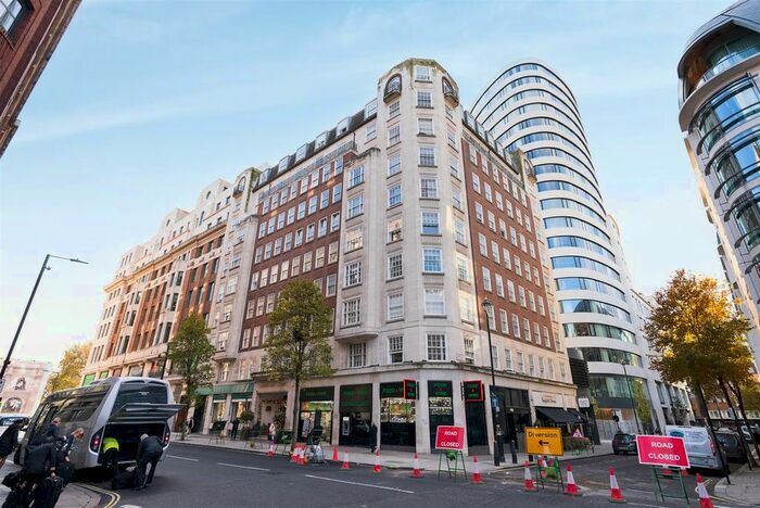 3 Bedroom Flat To Rent In Great Cumberland Place, London, W1H