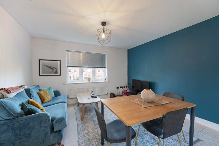 1 Bedroom Apartment For Sale In Albion Road, Sutton, Surrey, SM2