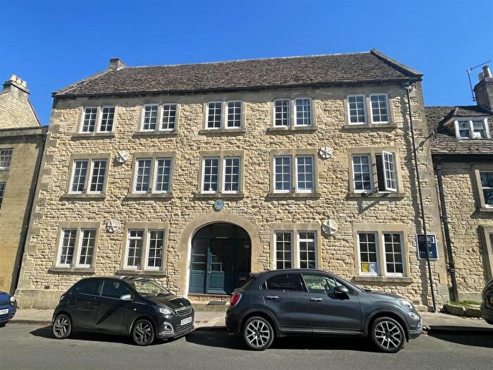 2 Bedroom Apartment For Sale In The Green, Calne, SN11