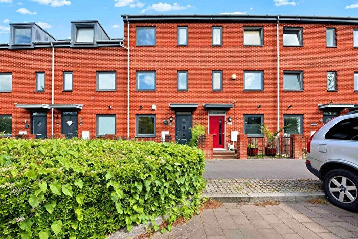 4 Bedroom Terraced House For Sale In Auger Row, Waterlooville, PO7