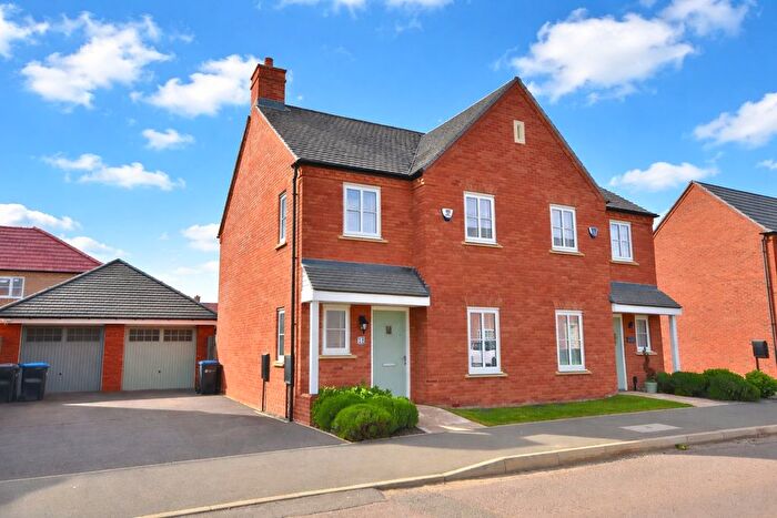 3 Bedroom Semi Detached House For Sale In Upton Hall Crescent, Upton, Northampton, NN5