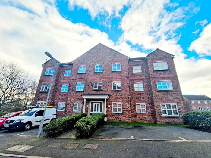 2 Bedroom Apartment To Rent In Fernbeck Close, Farnworth, BL4