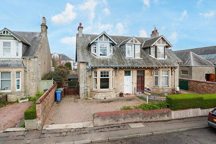 3 Bedroom Semi Detached House For Sale In Station Road, KY10