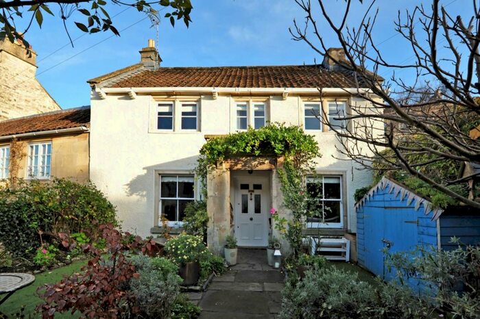 2 Bedroom Semi-Detached House To Rent In Weston, Bath, BA1