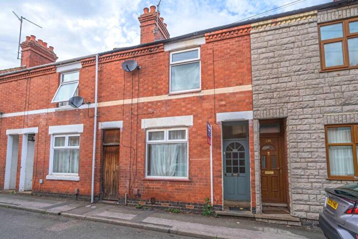 2 Bedroom Terraced House For Sale In Havelock Street, Kettering, NN16