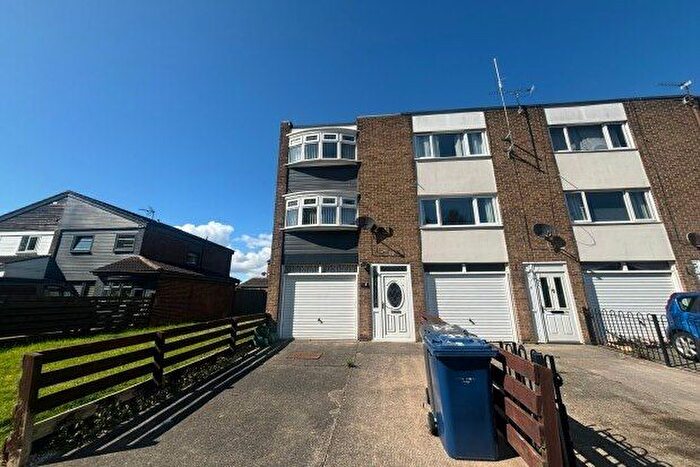 3 Bedroom Town House To Rent In Bardon Court, South Shields, NE34