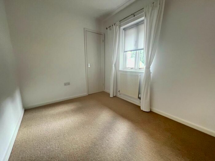 2 Bedroom Apartment To Rent In Jubilee Green, Cirencester, GL7