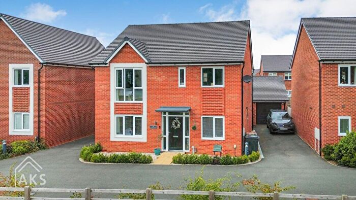 4 Bedroom Detached House For Sale In Frankley Close, Hilton, DE65