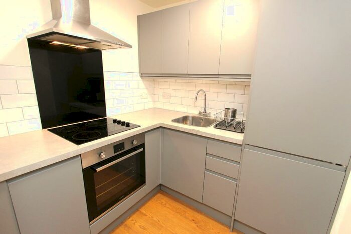 1 Bedroom Flat To Rent In Albert Street, Leith, Edinburgh, EH7