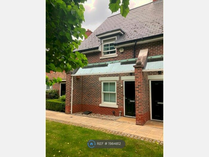 3 Bedroom Terraced House To Rent In Vitali Close, London, SW15