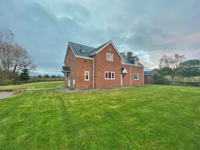 4 Bedroom Detached House To Rent In Oakle Street, Churcham, Gloucester GL2