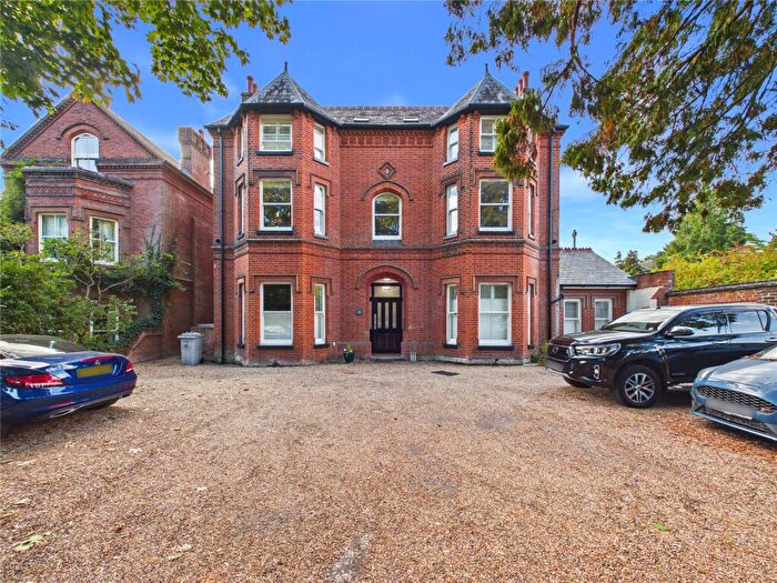 2 Bedroom Apartment For Sale In Henley Road, Ipswich, Suffolk, IP1
