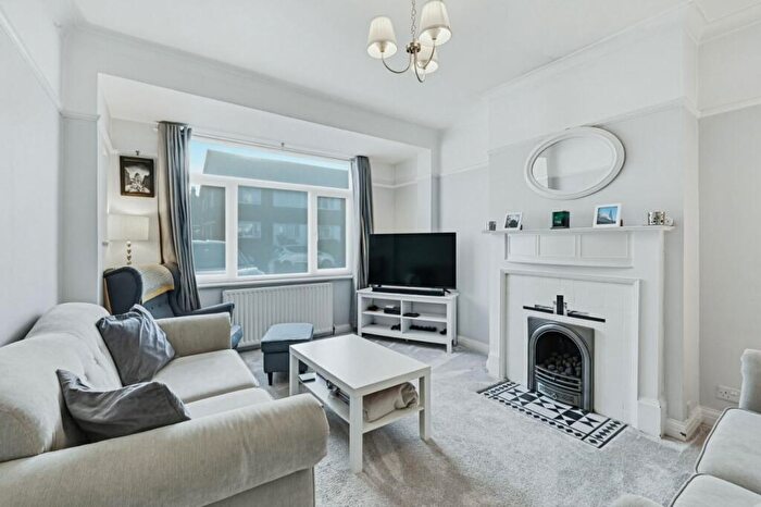 3 Bedroom End Of Terrace House For Sale In Birkbeck Road, Beckenham, BR3