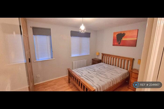 1 Bedroom Flat To Rent In John Maurice Close, London, SE17