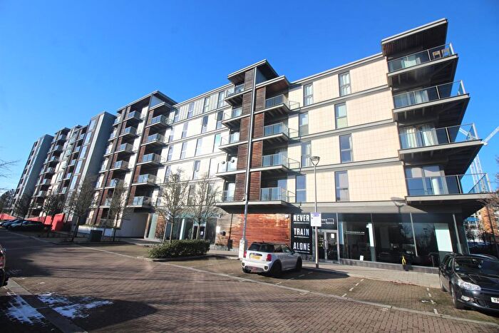 2 Bedroom Apartment To Rent In Topaz House, Vizion, MK9