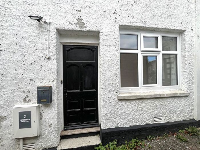 1 Bedroom Flat To Rent In Market Street, St. Austell, PL25