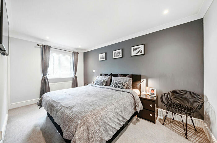 4 Bedroom Detached House For Sale In Southcote Park, Camberley, Surrey, GU15