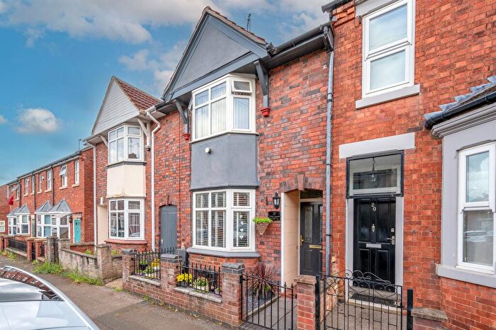 3 Bedroom Terraced House For Sale In Balfour Street, Kettering, NN16