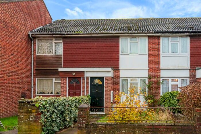 2 Bedroom Terraced House To Rent In Bryant Close, Barnet, EN5