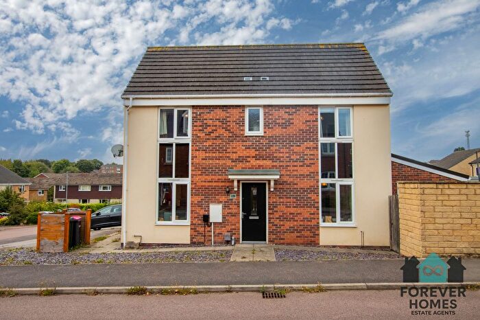 3 Bedroom Semi-Detached House For Sale In Gower Way, Rawmarsh, S62