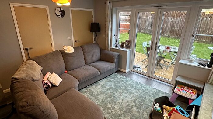 1 Bedroom Flat For Sale In Heighes Drive, Shaldon, GU34