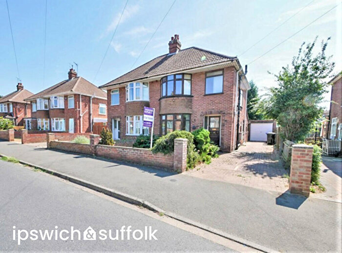 3 Bedroom Semi-Detached House For Sale In Ashcroft Road, Ipswich, Suffolk, IP1