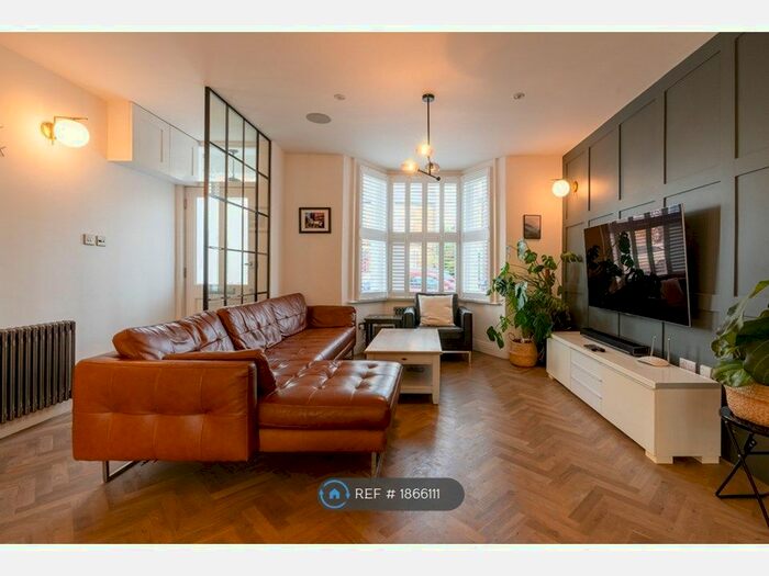 3 Bedroom Terraced House To Rent In Russell Road, London, SW19
