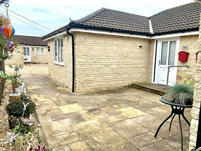 1 Bedroom Semi-Detached Bungalow To Rent In Bristol Road, Chippenham, SN15