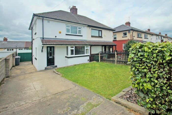 3 Bedroom Semi-Detached House To Rent In Argie Avenue, Leeds, West Yorkshire, LS4