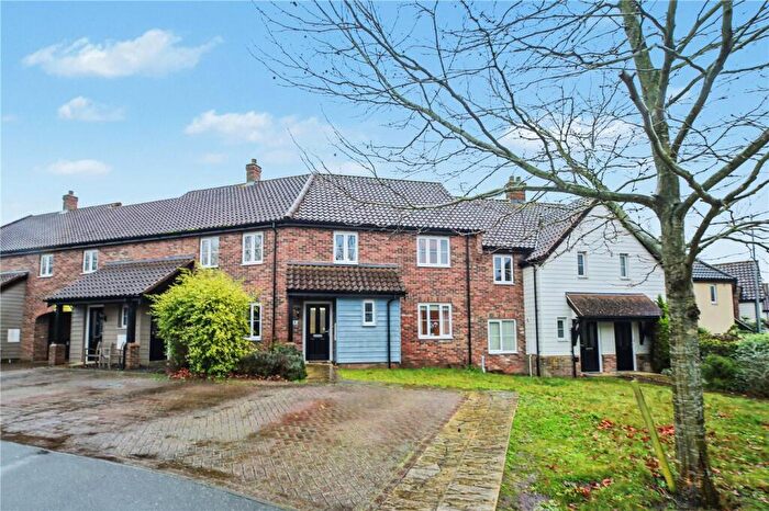 3 Bedroom Terraced House For Sale In Potters Way, Poringland, Norwich, Norfolk, NR14