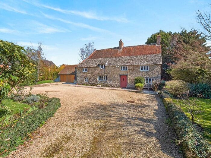 5 Bedroom Detached House For Sale In Abingdon Road, Marcham, OX13