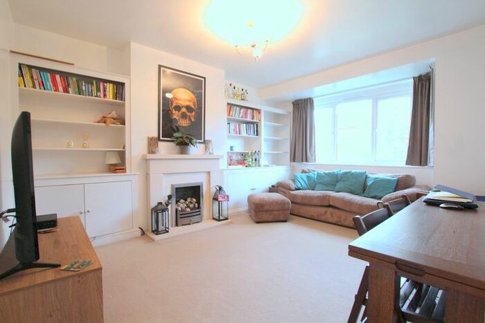 4 Bedroom Maisonette To Rent In Richmond Road, Raynes Park SW20