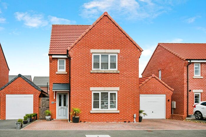 4 Bedroom Detached House For Sale In Grainger Drive, Pocklington, York, YO42