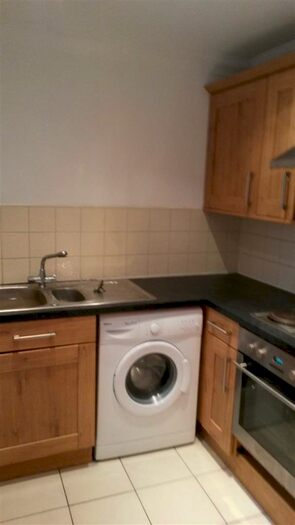 1 Bedroom Flat To Rent In Richmond Road, Cardiff, CF24