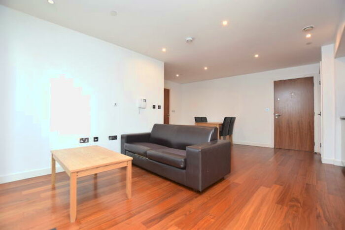 1 Bedroom Apartment To Rent In City Lofts, St Pauls Square, Sheffield, S1