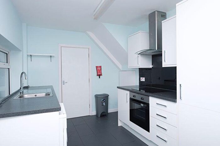 4 Bedroom House Of Multiple Occupation To Rent In Southall Avenue, Brighton, BN2