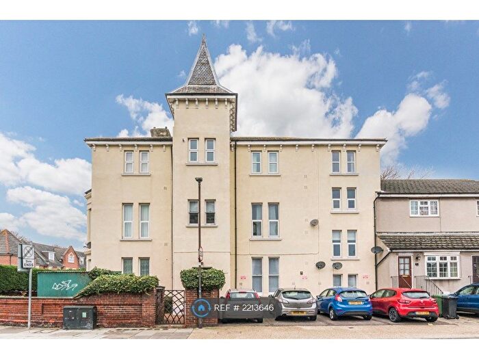 1 Bedroom Flat To Rent In St. Andrews House, Southsea, PO5