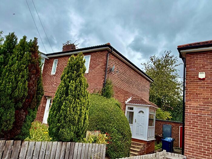 2 Bedroom Flat To Rent In Linbridge Drive, West Denton, Newcastle Upon Tyne, NE5
