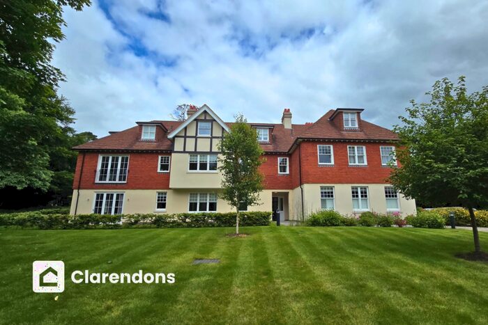 3 Bedroom Apartment To Rent In Reigate, Surrey, RH2