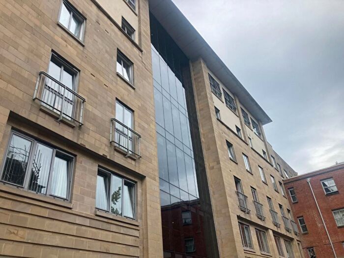 2 Bedroom Flat To Rent In Mount Stuart Square, Cardiff, CF10