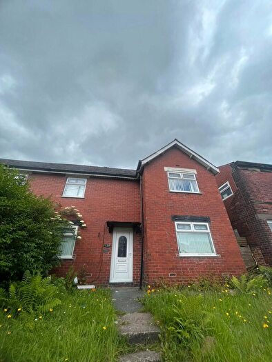 3 Bedroom Semi-Detached House To Rent In Stand Lane, Radcliffe, Manchester, M26