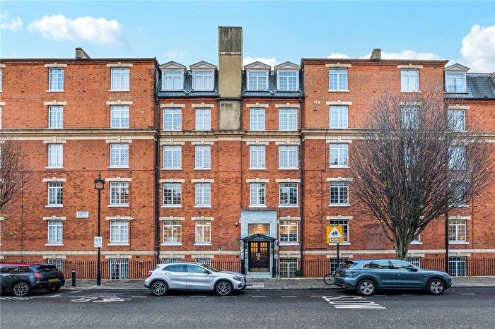 1 Bedroom Flat For Sale In Harrowby Street, London, W1H