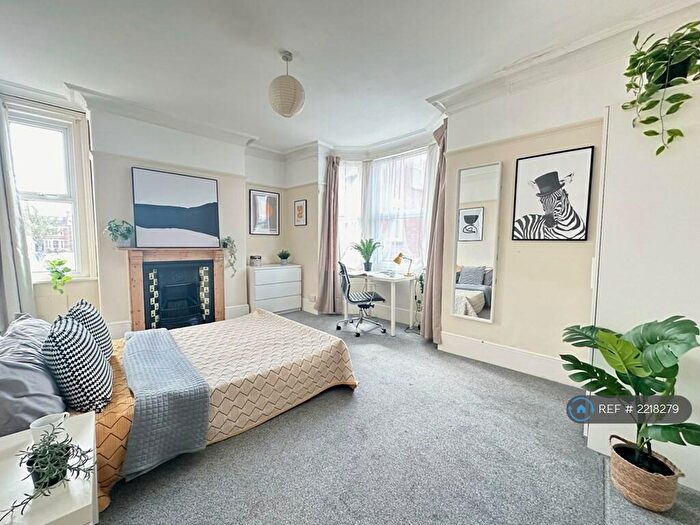 6 Bedroom End Of Terrace House To Rent In Elton Road, Exeter, EX4