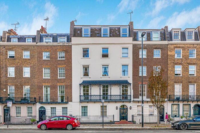 2 Bedroom Flat For Sale In Park Road, London, NW1