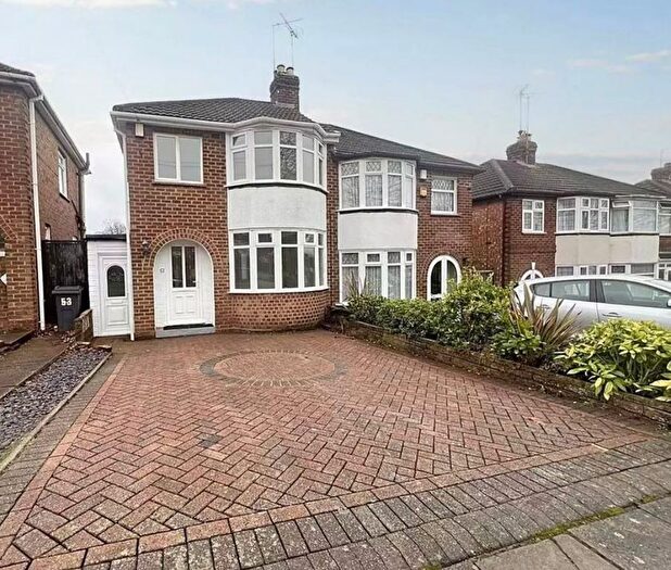 3 Bedroom Semi-Detached House To Rent In Coleraine Road, Birmingham, B42
