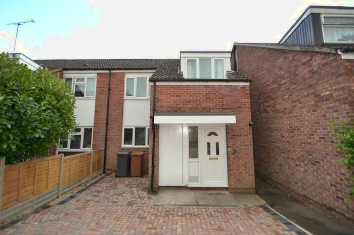 3 Bedroom Terraced House To Rent In Caesar Close, Andover, SP10