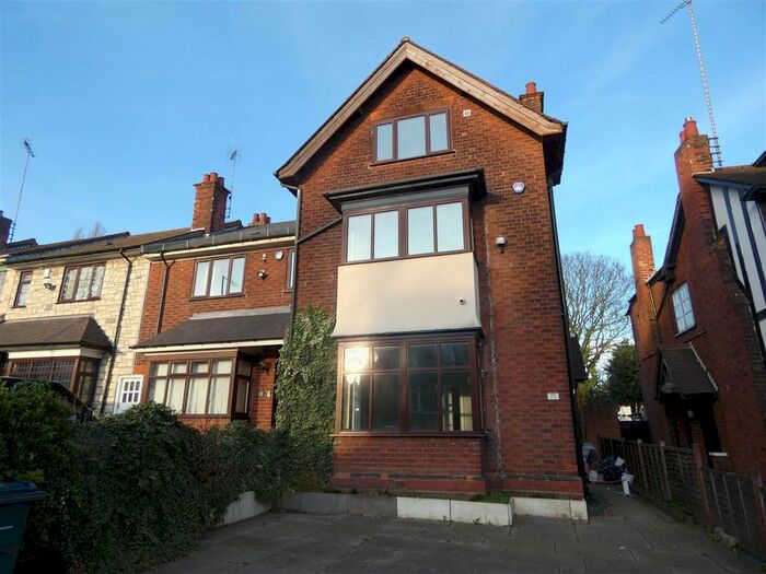 4 Bedroom Semi-Detached House To Rent In Wheelwright Road, Erdington, Birmingham, B24