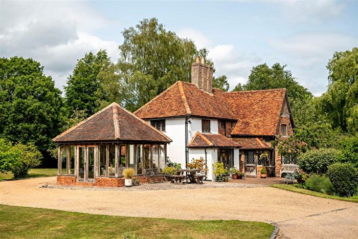 4 Bedroom Detached House For Sale In Moor Cottage, Water End Moor, Water End, Hertfordshire, HP1
