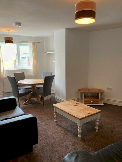 1 Bedroom Flat To Rent In White Way, Oxford, OX5